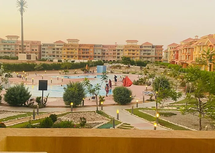 Porto Family With Pool View